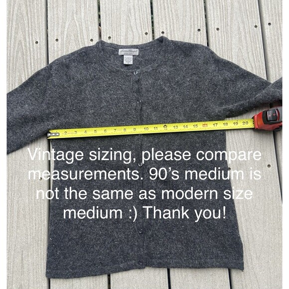 Vintage Eddie Bauer Women’s Lambswool Angora Cardigan Gray Fuzzy Knit Sweater M - Picture 5 of 11